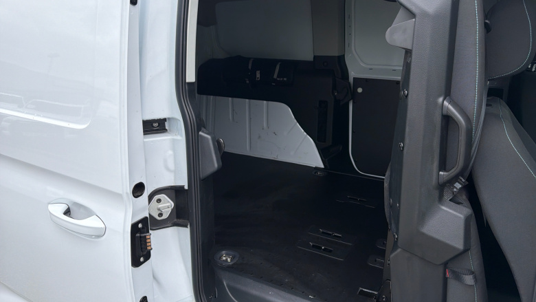 Ford Transit Connect 250 L2 Petrol 1.5 EcoBoost PHEV 150 Active FlexCab Van Auto